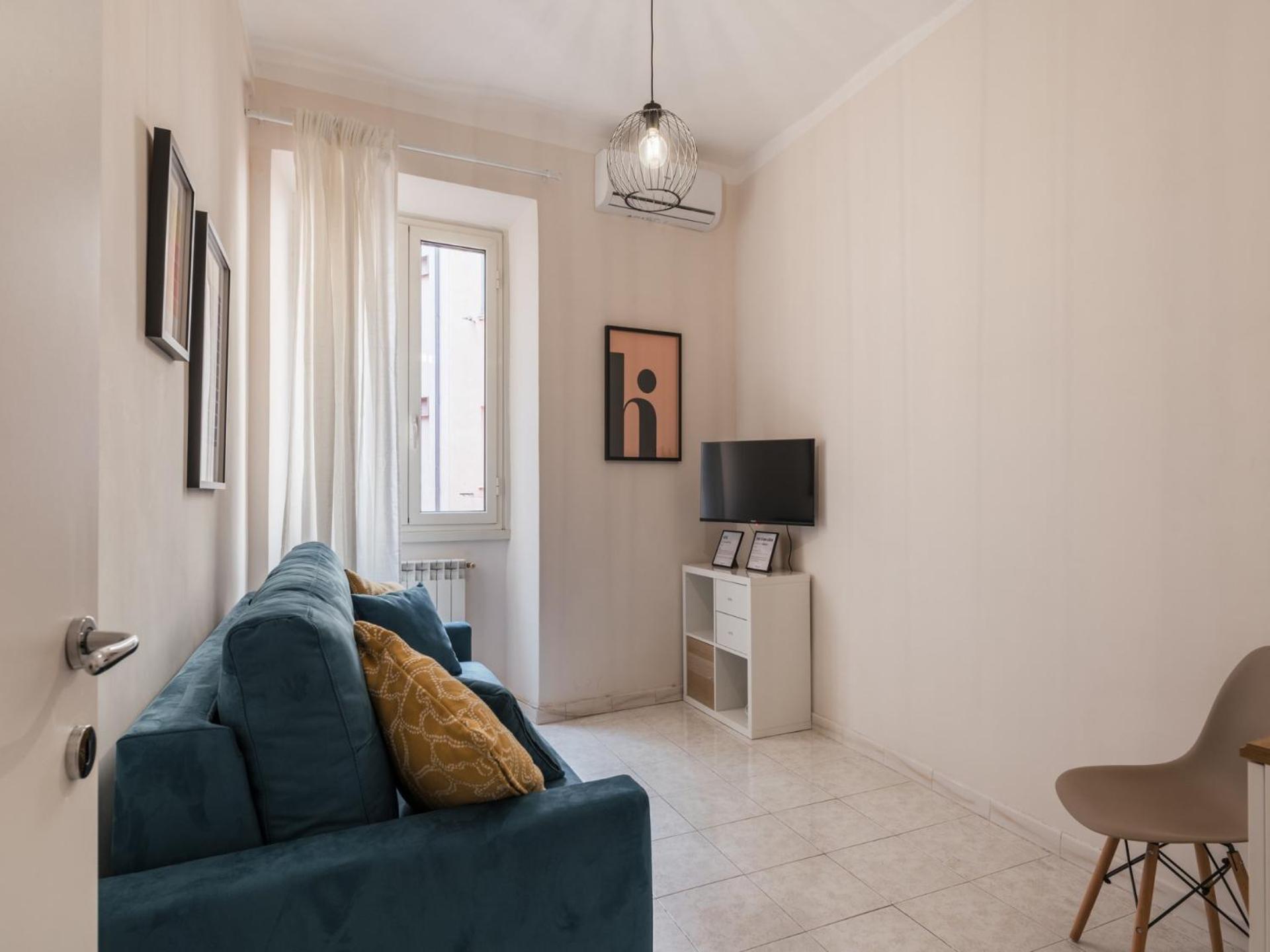 The Best Rent - Spacious One-Bedroom Apartment Near Colosseum Roma Esterno foto