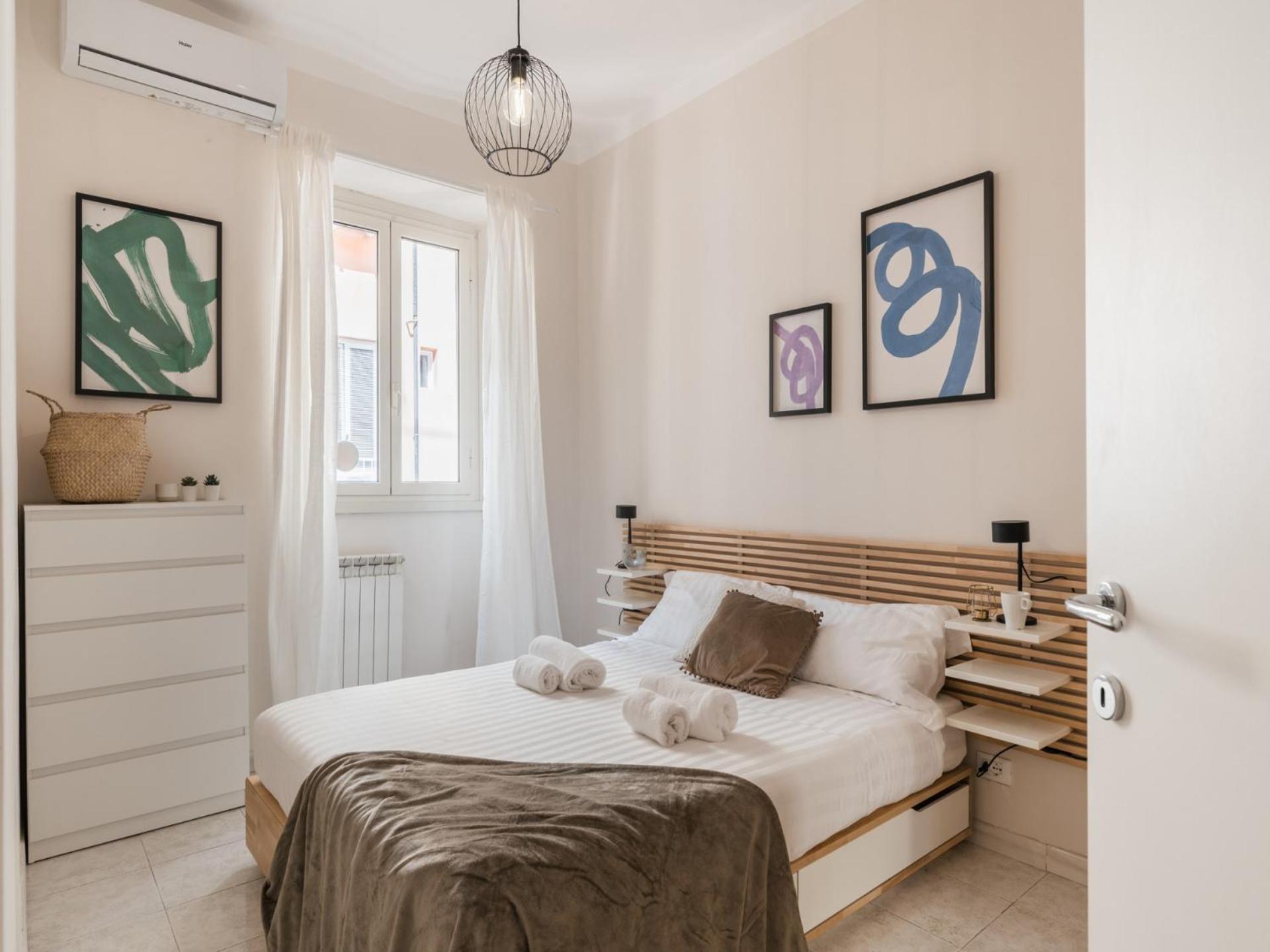 The Best Rent - Spacious One-Bedroom Apartment Near Colosseum Roma Esterno foto